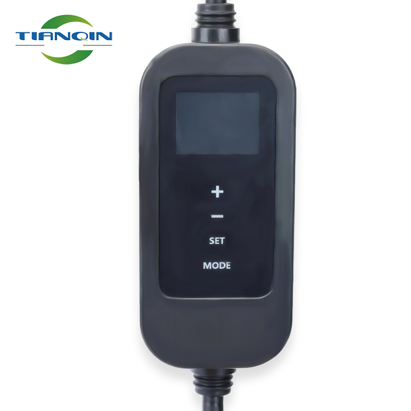 Manufacturers direct sales 3.5kw 16A or 7kw 32A Type 1 portable electric car charger