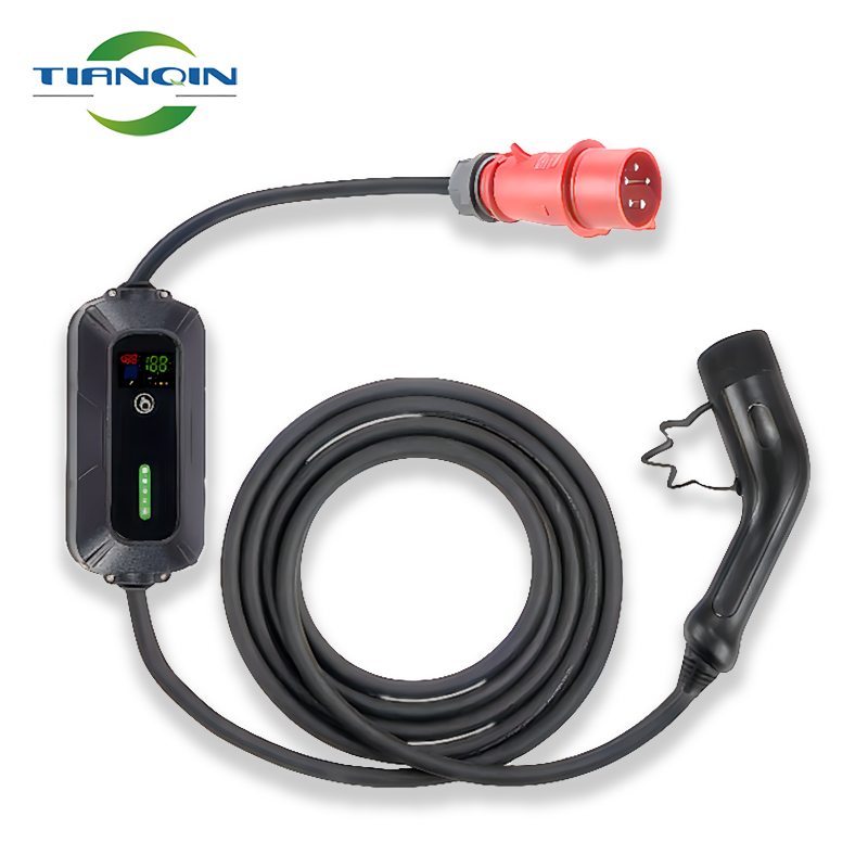 22kw portable ev charger 32A EVSE type 2 ev battery charger 3 phase mobile ev charge with 5 meters charging cable